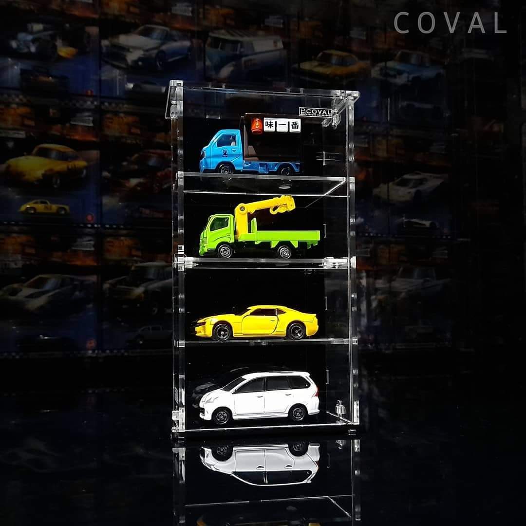 SMD-104B Acrylic Cabinet Holds 4 Loose Cars 1/64 Scale